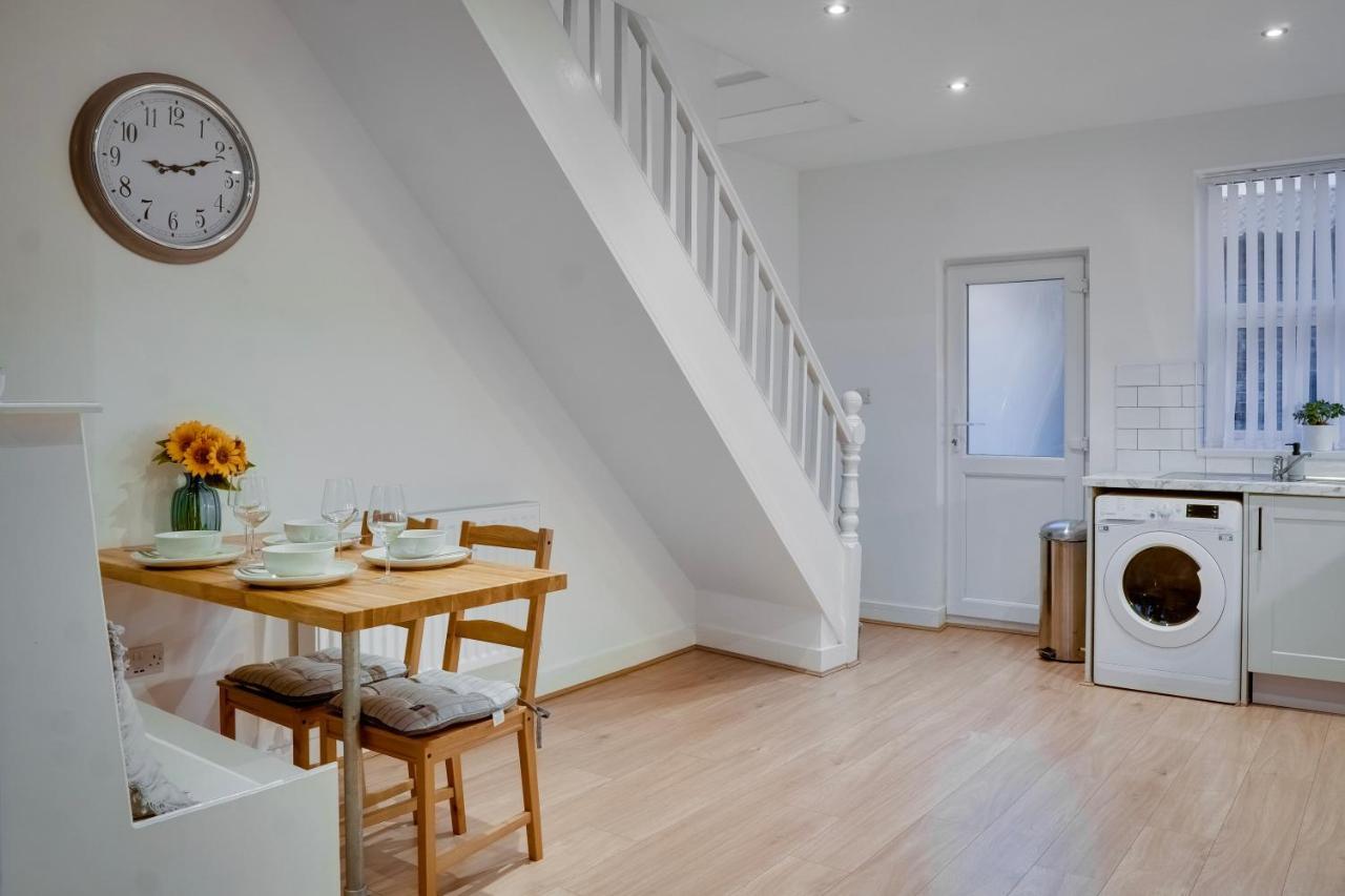 Birkenhead - 2 Bedroom House Εξωτερικό φωτογραφία